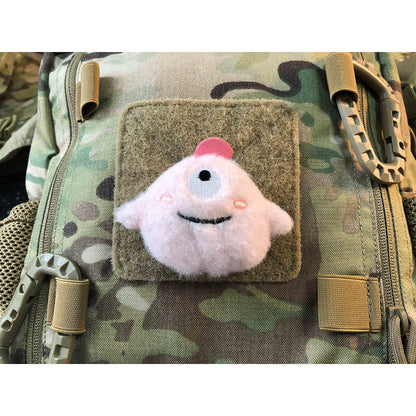 JTG FABRIC VELCRO BACKED PLUSH PATCH "TWO TOOTH"