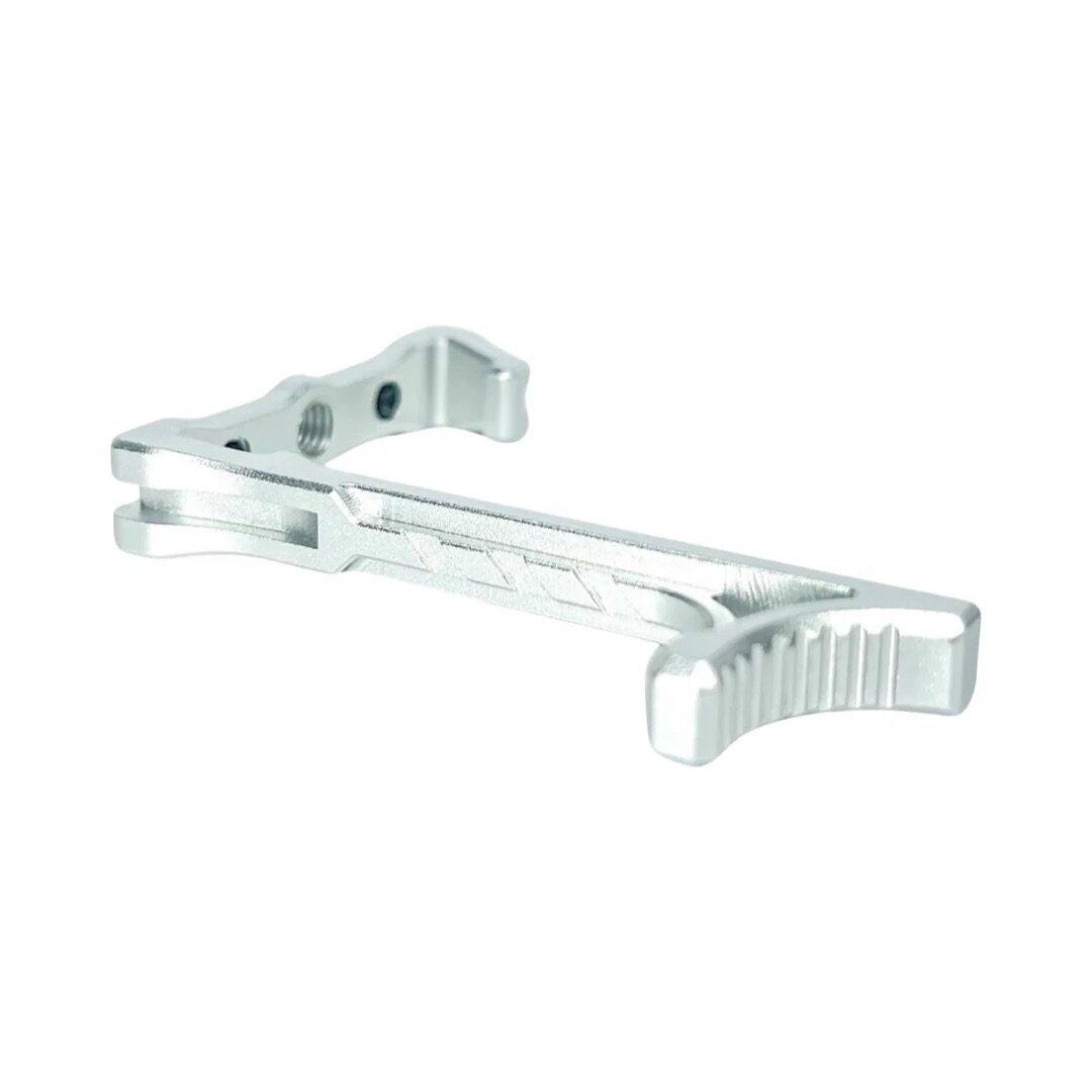 CTM AAP-01/C CNC REAPER SIDE CHARGING HANDLE - SILVER